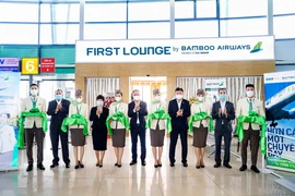 Ngắm phòng chờ thương gia tại sân bay Phù Cát của Bamboo Airways