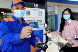 Petrolimex triển khai tích điểm đổi xăng dầu, cơ hội trúng Toyota Cross ​