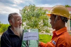 EVNCPC: 'Khách hàng là trung tâm'