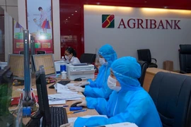 Agribank hỗ trợ khách hàng, cộng đồng vượt qua khó khăn mùa dịch