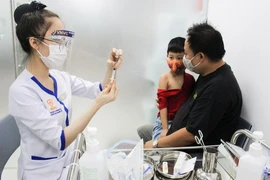 Người dân Tây Ninh không còn vượt đường xa đi tiêm vaccine