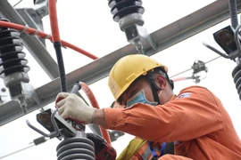 EVNHANOI triển khai vận hành điện an toàn mùa hè năm 2022