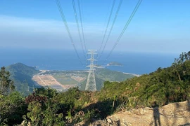 Video: EVNNPT đóng điện đường dây 500kV Quảng Trạch – Dốc Sỏi