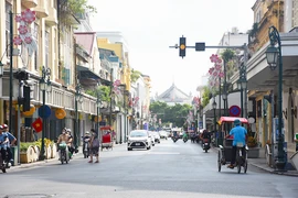 Ngầm hóa lưới điện giúp Hà Nội thông thoáng, văn minh
