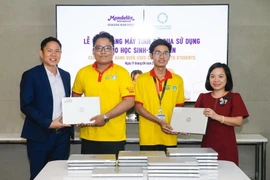 Mondelez Kinh Đô trao tặng máy tính đã qua sử dụng cho học sinh, sinh viên khó khăn