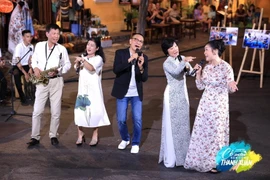 VTV và Vinamilk đưa người lớn tuổi đến những buổi hẹn cùng thanh xuân