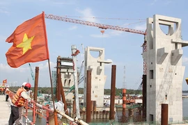 Thủ tướng yêu cầu phải gỡ vướng dự án chống ngập 10.000 tỉ