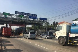 Kiểm soát tải trọng xe ở trạm thu phí An Sương - An Lạc