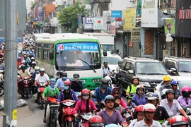 Bộ GTVT 'bác', TP.HCM gửi kiến nghị Thủ tướng về xe buýt mini
