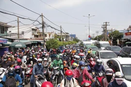 'Hành xác' gần 7 tiếng từ TP.HCM đi Bà Rịa 