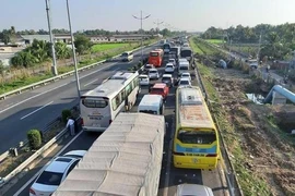 Đề xuất mở rộng cao tốc TP.HCM - Trung Lương thành 8 làn xe
