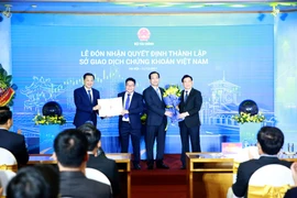 Sở Giao dịch Chứng khoán Việt Nam lãi ròng hơn 1.200 tỷ đồng