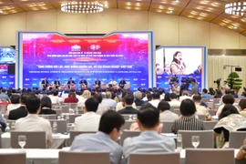 Đề xuất xây dựng trung tâm bán hàng giảm giá, cửa hàng miễn thuế trên phố