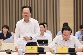 Bộ GD&ĐT cho rằng đưa dạy thêm, học thêm vào ngành kinh doanh có điều kiện là cần thiết