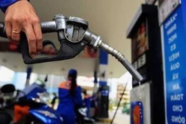 CPI tháng 3 giảm nhờ giá xăng dầu và giá gạo giảm