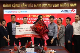 Kiên trì mua dãy số trong 2 năm, nam thanh niên ở Khánh Hòa trúng độc đắc hơn 133 tỉ đồng 