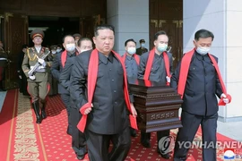 ẢNH: Ông Kim dự lễ tang của Nguyên soái Triều Tiên