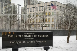Mỹ giục dân rời Ukraine gấp, cảnh báo rằng Nga đang tăng tấn công cơ sở dân sự, công quyền
