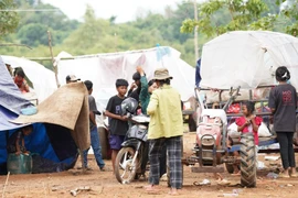 Thái Lan bác cáo buộc dùng vũ khí hóa học, nói Campuchia di chuyển tên lửa PHL-03
