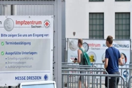 Người dân Đức đi tiêm vaccine ngừa COVID-19. Ảnh: REUTERS