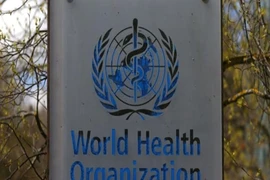 Logo Liên Hợp Quốc bên ngoài trụ sở tại Geneva, Thụy Sĩ. Ảnh: REUTERS