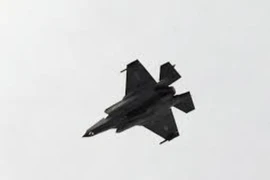 Máy bay chiến đấu tàng hình F-35 thuộc Lực lượng Thủy quân Lục chiến Mỹ. Ảnh: KYODO NEWS