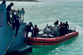 Tuần duyên Mỹ lục soát tàu cá Trung Quốc gần Kiribati