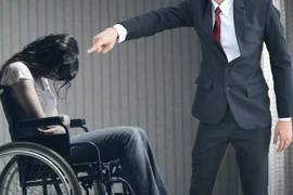 Gọi vợ khuyết tật là 'rác rưởi', chồng bị quy tội bạo lực gia đình