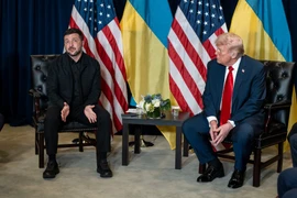 Có tin ông Trump cân nhắc nới lỏng hạn chế vũ khí tầm xa cho Ukraine