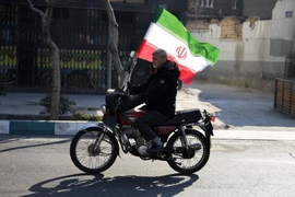 Iran bắt 297 người nghi liên quan Mỹ-Israel, ông Trump nhắn 'sự giúp đỡ đang đến', Tel Aviv cảnh giác kịch bản bất ngờ