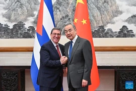 Trung Quốc tuyên bố kiên định ủng hộ Cuba bảo vệ chủ quyền