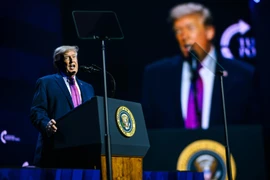NÓNG: Ông Trump gia hạn ngừng bắn với Iran
