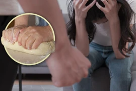 Bão phẫn nộ bủa vây quán ăn giăng khẩu hiệu cổ xúy bạo hành phụ nữ