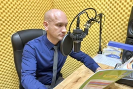 Những người tình nguyện đem ánh sáng tri thức đến cho người khiếm thị 