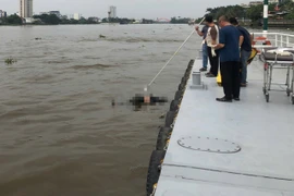 Phát hiện thi thể nam giới tóc bạc trôi trên sông Sài Gòn