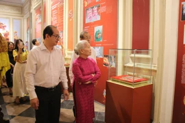 Bảo tàng TP.HCM khai mạc chuỗi hoạt động 'Mừng Xuân Bính Ngọ - Mừng Đảng quang vinh'