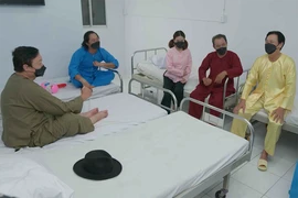 'Ngọc Hoàng' cùng các vị thần tiên bị đưa vào khu cách ly