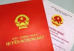Sai tên trên giấy hồng phải làm sao?