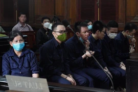 Cựu nhân viên công ty tài chính lấy thông tin khách hàng rồi chiếm đoạt hàng tỉ đồng