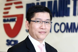 Vì sao cựu Tổng giám đốc SCB và lái xe đưa 5,2 triệu USD không bị xử lý tội đưa hối lộ?