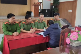 Đưa 'tin vịt' lên mạng: Nhẹ thì phạt tiền, nặng có thể bị truy cứu trách nhiệm hình sự