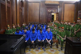 Lời bào chữa của Giám đốc Công ty môi giới kiểm nghiệm kẹo Kera 