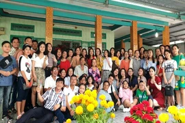 'Dòng tộc sẽ gìn giữ mãi tập tục họp mặt đầu năm'