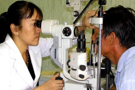 TP.HCM: Phẫu thuật miễn phí 100 ca Phaco cho diện chính sách