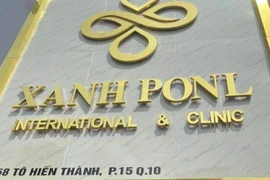 TP.HCM: Chưa có giấy phép, viện thẩm mỹ vẫn cắt mỡ bọng mắt và đốt mụn thịt