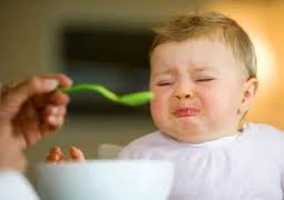 Ngưng uống thuốc bổ, bé lại biếng ăn