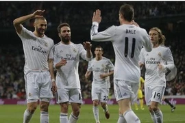 Atletico Madrid mất ngôi đầu bảng vào tay Real Madrid