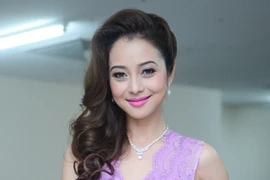 Jennifer Phạm ngày càng quyến rũ 