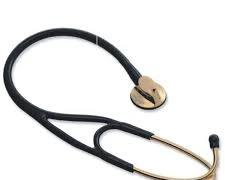 Nguy cơ nhiễm khuẩn từ ống nghe và bàn tay bác sĩ
