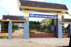 Thầy giáo vô cớ đuổi học sinh khỏi phòng thi?